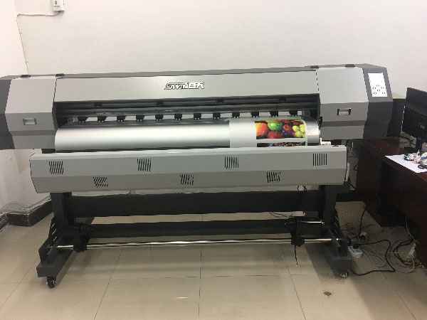 江蘇宿遷戶外寫真機用戶安裝調試現場（圖）